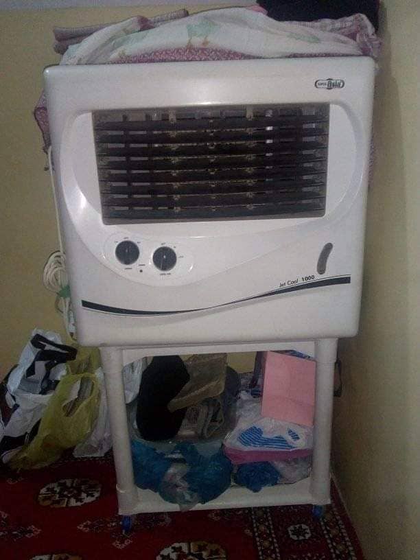 I am selling super asia room cooler 10/10 condition 1