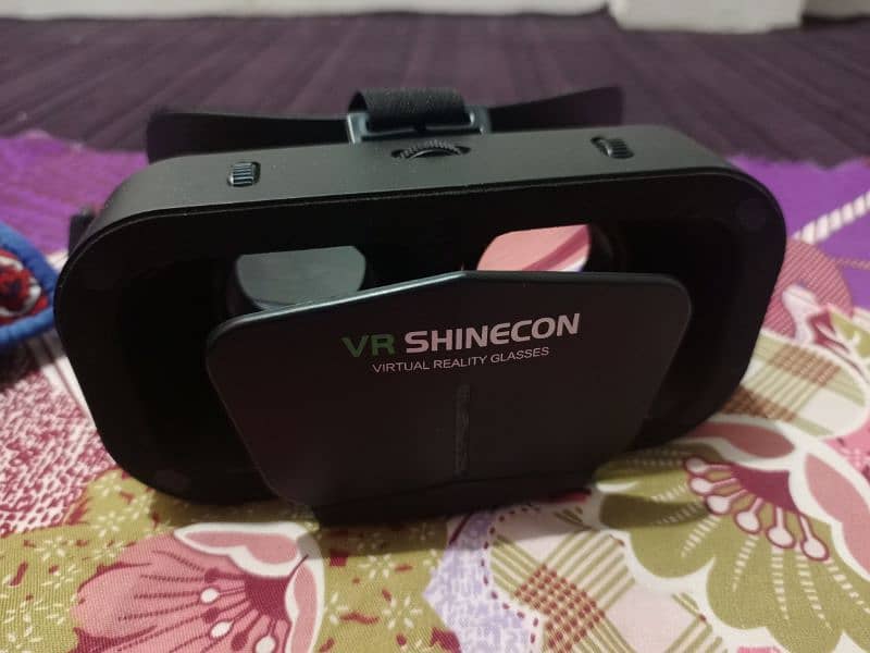 shinecon VR headset 3