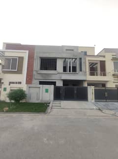 5 Marla Solid Grey Grey Structure B Block Good And Hot Location Bahria Orchard
