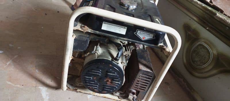 Generator very good condition 4