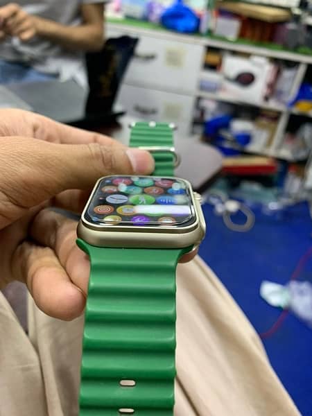 N8 Ultra smart watch 10/9 condition 6