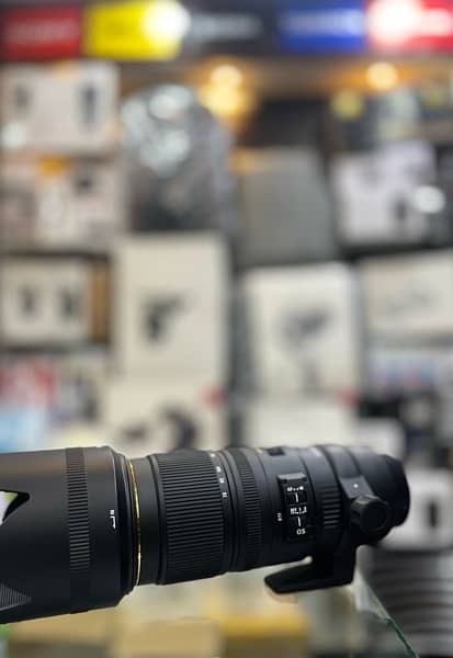 Sigma 70-200mm f/2.8 DG Ex HSM OS lens for Nikon Mount (Imported Unit) 5