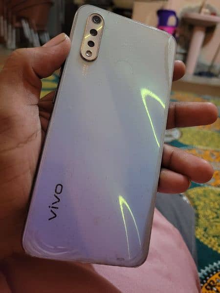 vivo s1 official with box and charger 1