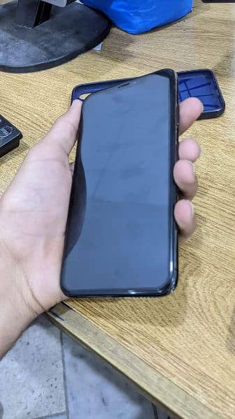 iphone xs max duel sim pta approved 5