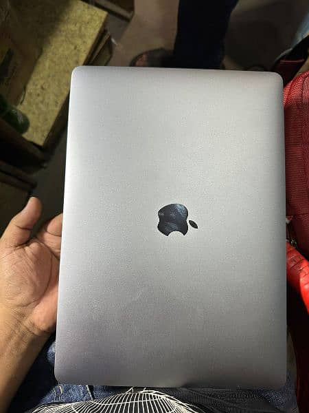 MacBook Air Retina 13 Inch 2019 3