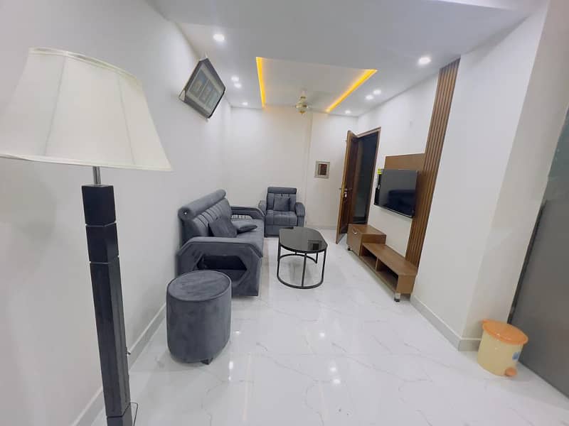 One Bed Room Designer Hotel Appartment For Rent 3