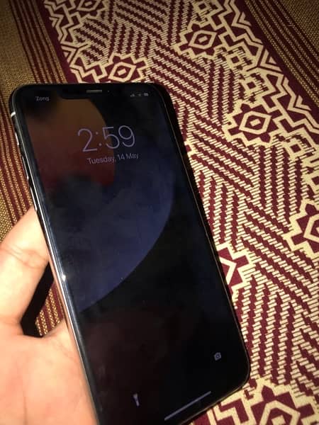 iPhone 11 pro max 64 gb pta approved with box 1