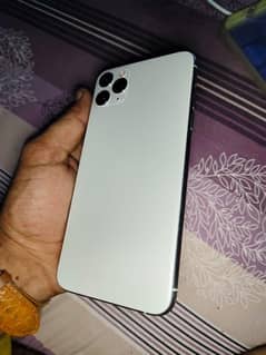 iPhone 11 Pro Max 10/9.5 condition totally Genuine