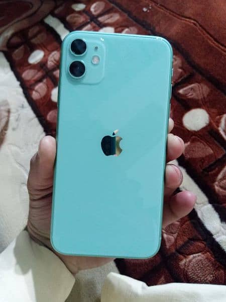 Iphone 11 64Gb Green In New condition 0