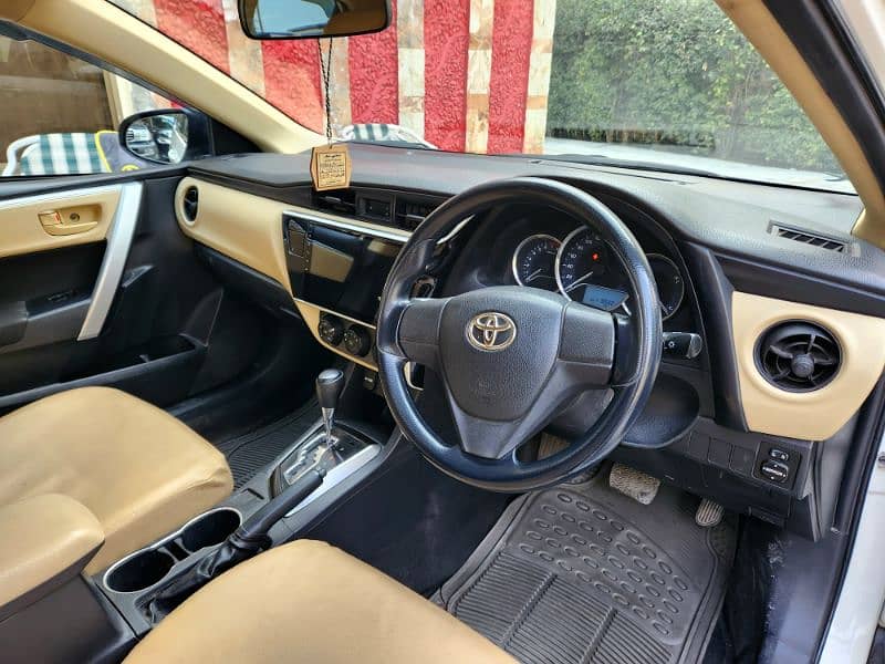Toyota Corolla GLI Automatic 2019 7