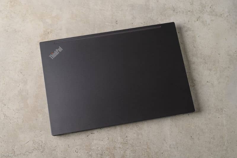 Lenovo Thinkpad P15s Gen2 I7 11th Gen (4GB Nvidia T500 GDDR6 ) 5
