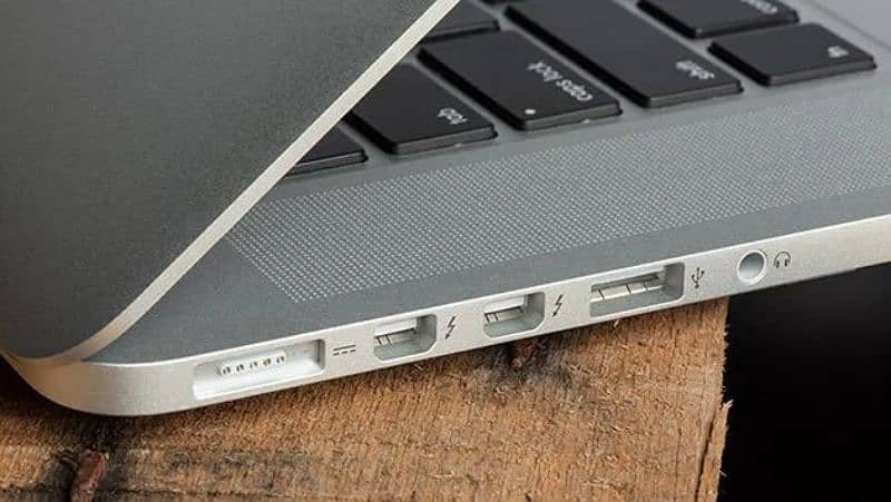 Macbook Pro 2014 15inch Core i7 16GB RAM 512GB SSD 2GB Nvidia 3