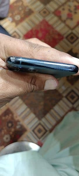 iPhone 11 pro 59500 man please read post 2