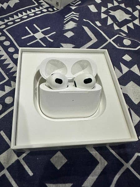 Apple Airpods 3rd Generation 1