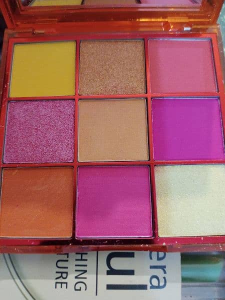 Huda Beauty Eyeshadow Palette for sale 6