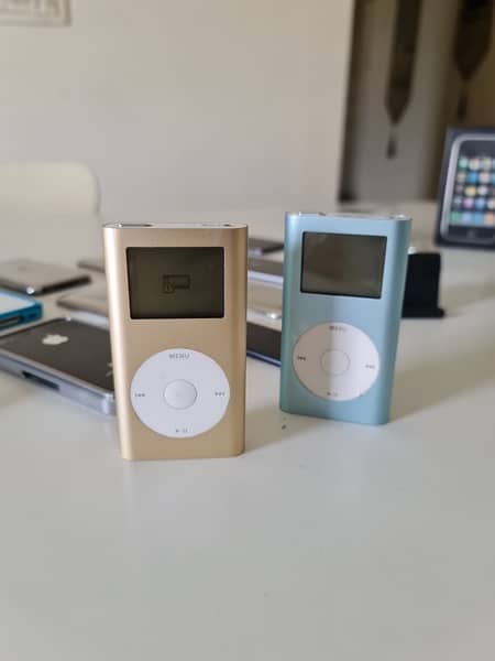 iPod Collection for Sale 17