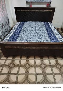 urgent sale bed full size with matres