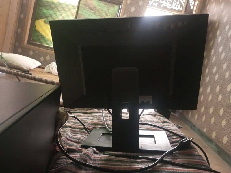 Dell monitor 19 inch (1440x900p) 60 hz 1