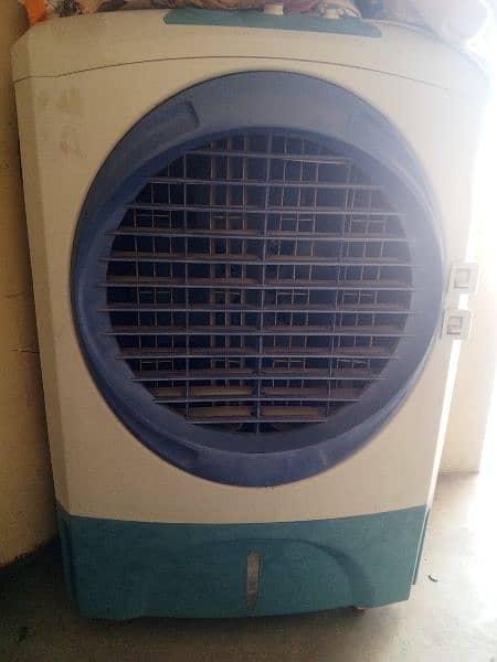 Air cooler for sale at very low price . serious users contact me. 1