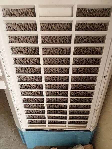 Air cooler for sale at very low price . serious users contact me. 5