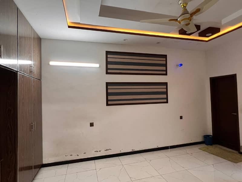 5MARLA LOWER PORTION FOR RENT IN DHA 11 RAHBAR 10