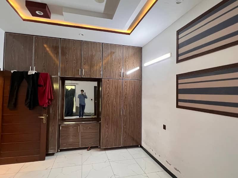 5MARLA LOWER PORTION FOR RENT IN DHA 11 RAHBAR 11