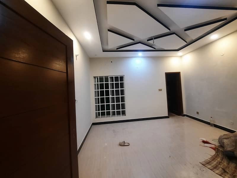 8 MARLA BRAND NEW HOUSE FOR SALE IN AUDIT ACCOUNT PHASE 1 35