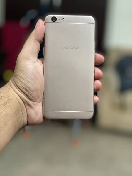Oppo A57 4/64gb 4
