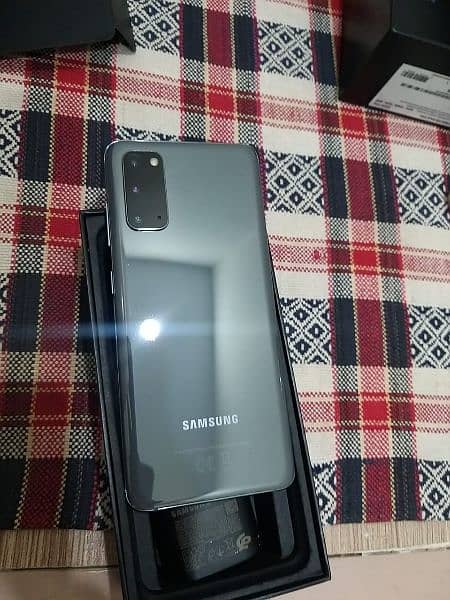 Samsung S20 8/128 Official PTA Approved 1