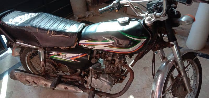 Honda cg 125 old but Engine Wise best 2