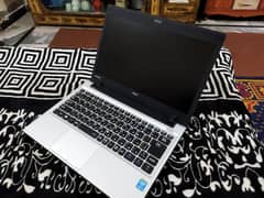 Nec laptop i3 4th generation slim and lightweight