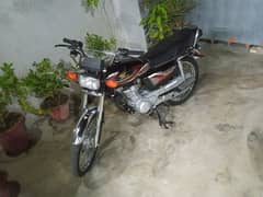Sale  125 2023 new condition 4700 km used 0