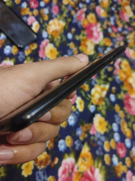 OnePlus 6t urgent sale 4