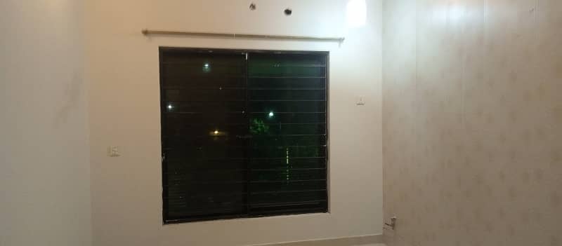 Qurtaba heights E-11/4 Flat for rent 4