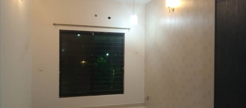 Qurtaba heights E-11/4 Flat for rent 8