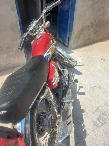 Cg 125 Motorcycle 2017 for sale 03110006794 1