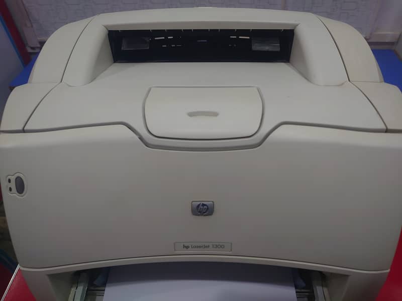 HP LaserJet 1300 Printer 2