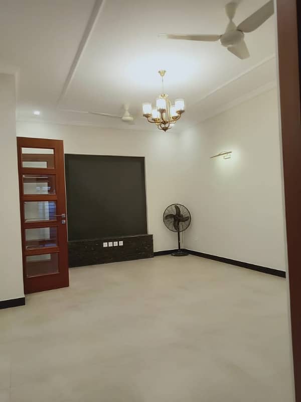 Beautiful Full House Available for Rent in D12/3 Islamabad 19