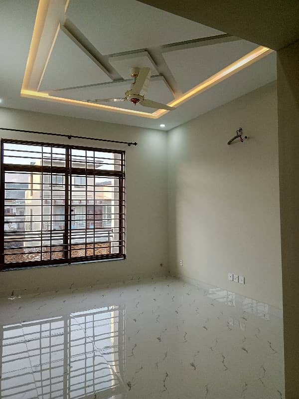 Beautiful Brand new House upper Portion Available For Rent in E11 Islamabad 8