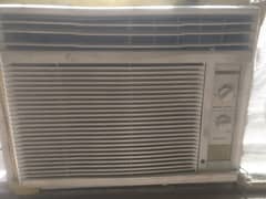 window ac 0.75 ton(220v) . made in Japan