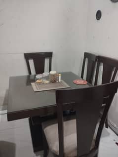 Square shaped table with 4 dinning chairs