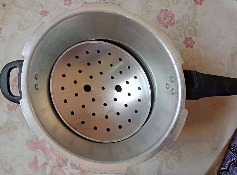sonex pressure cooker and steamer 11 liters 1