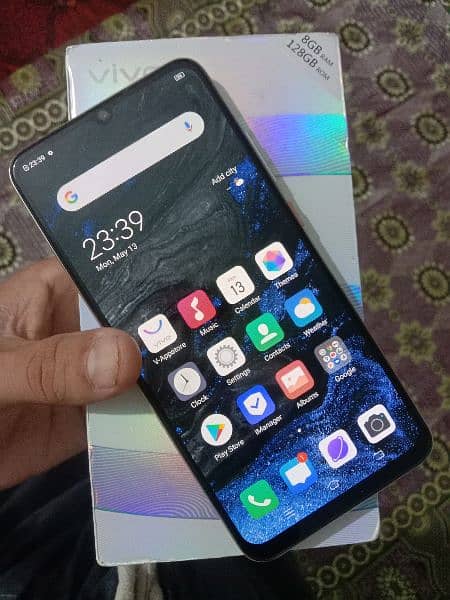 vivo s1pro 8gb 128 memory box with charger 2