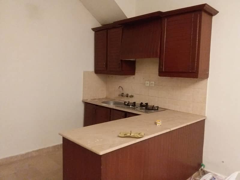 F-11 Markaz Beautiful 1 Bedroom Apartment Available For Sale Investor Rate 1