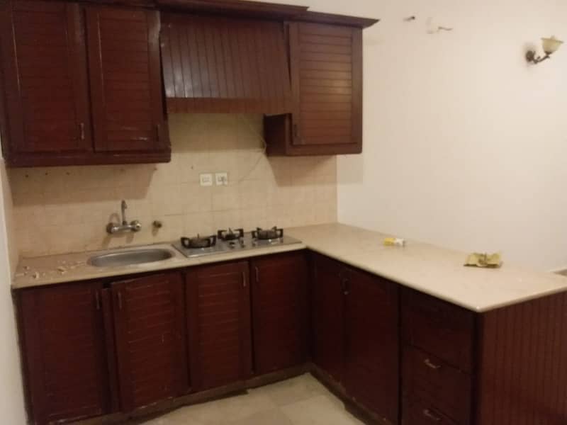 F-11 Markaz Beautiful 1 Bedroom Apartment Available For Sale Investor Rate 4