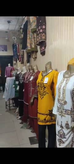 Dammy Fashion statues for sale