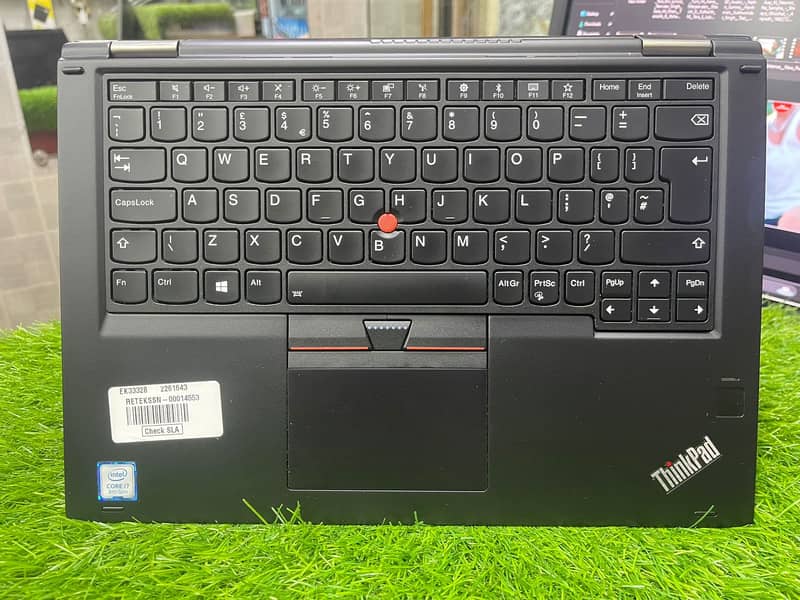 Lenovo Thinkpad Yoga X380 (Touch Screen), 1