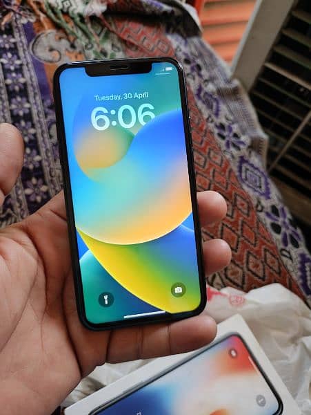 iPhone x 64GB condition 10 by 10 face adi not working 1