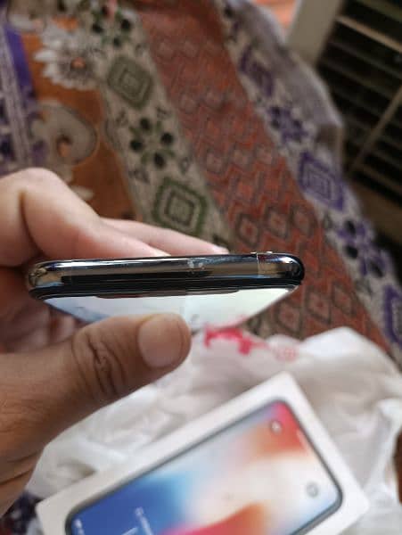 iPhone x 64GB condition 10 by 10 face adi not working 4