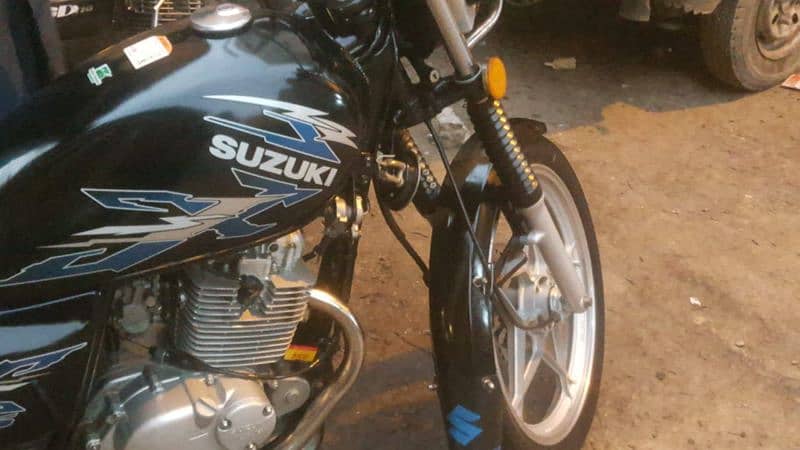 urgent sale Suzuki Gs 150 6